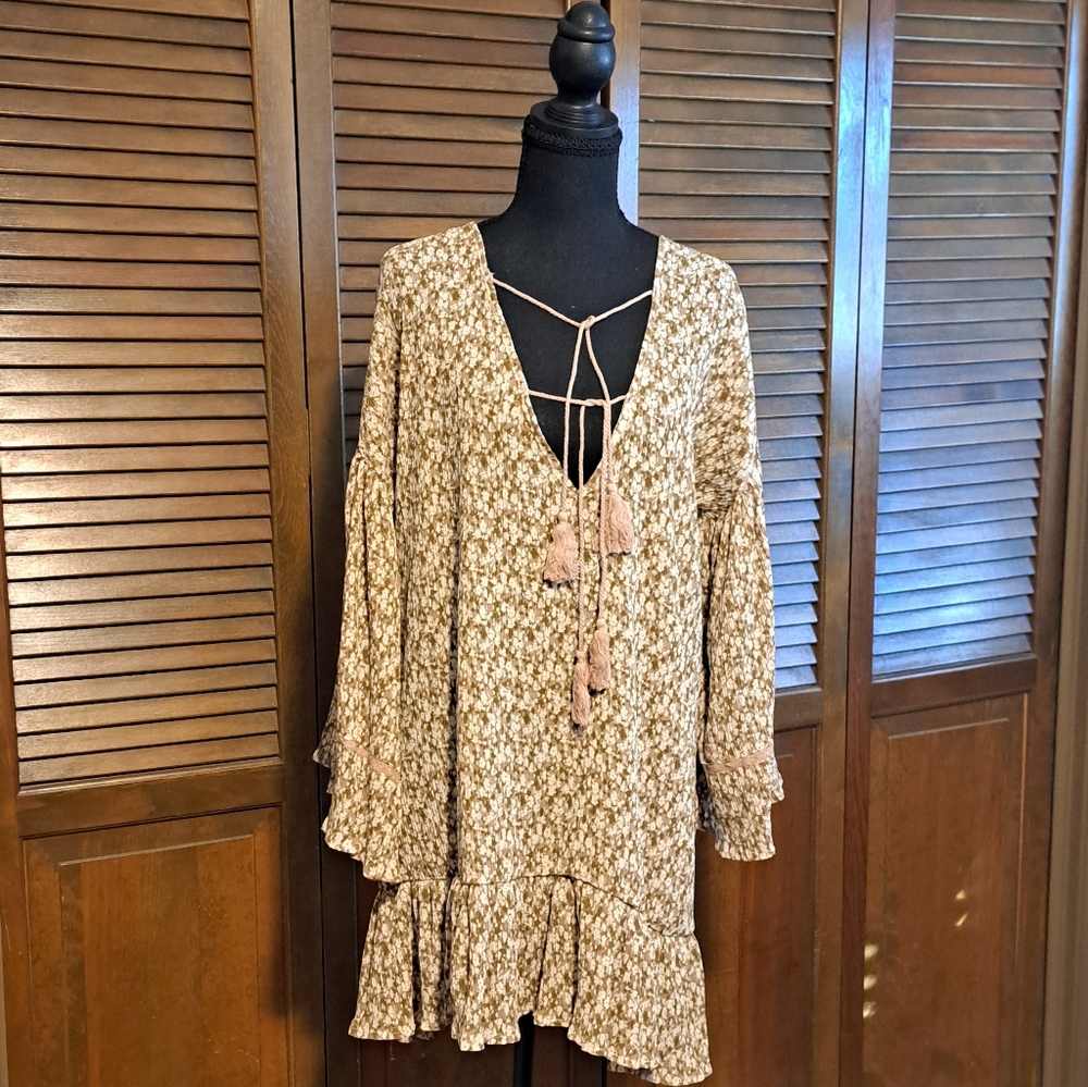Storia Dress - Cream Floral Delight